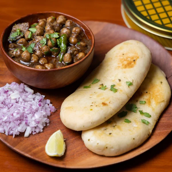AMRITSARI KULCHA + CHANA